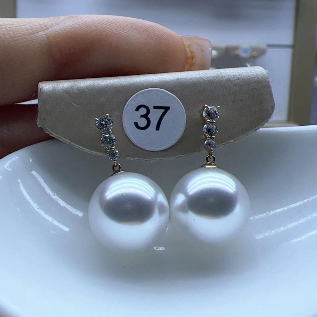 淡水珍珠耳饰18K金镶嵌
