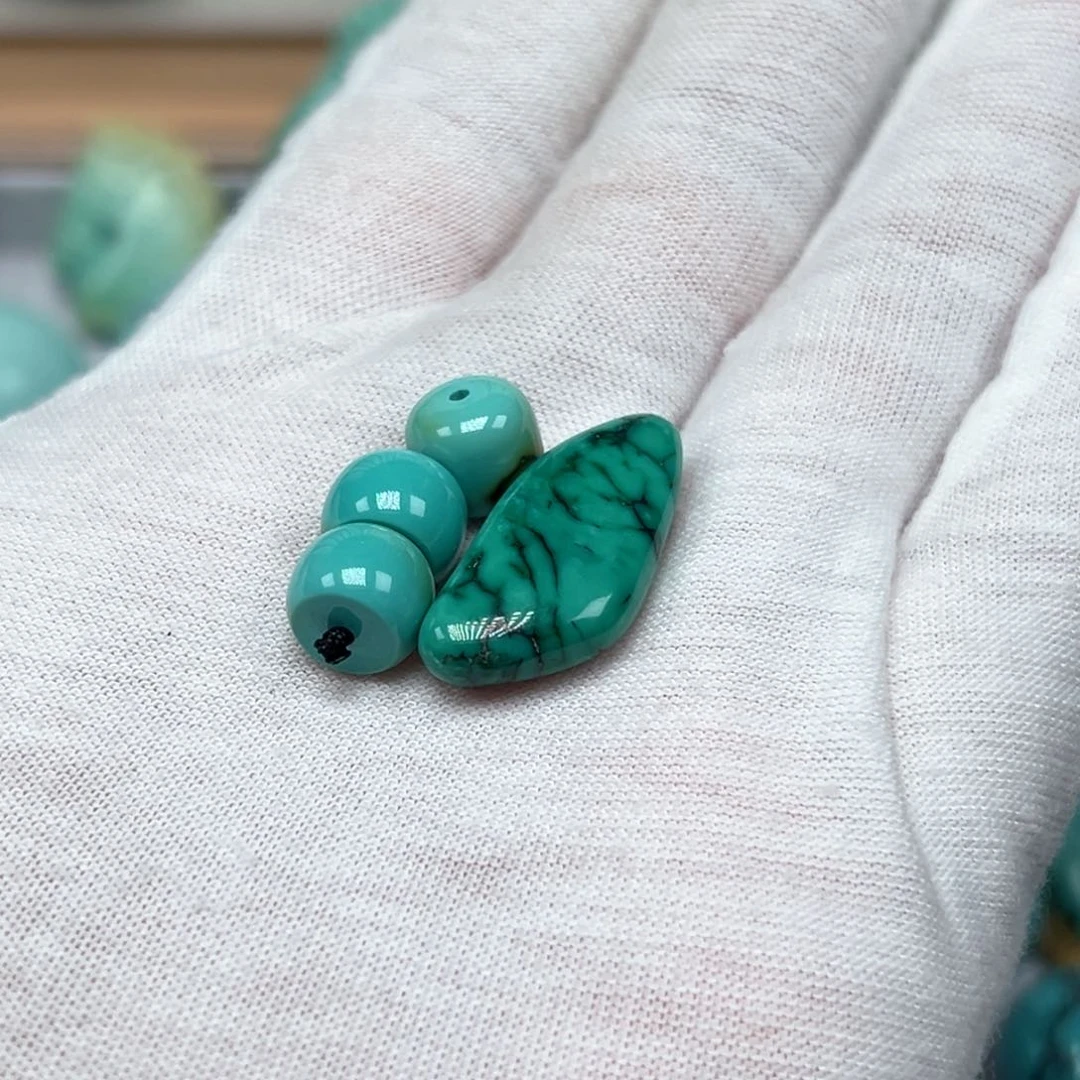 未镶嵌绿松石珠宝奇石加**贝