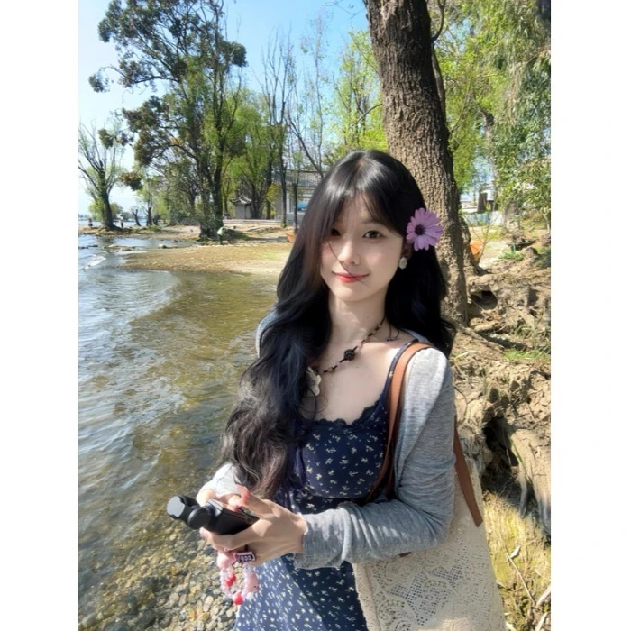 法式碎花吊带连衣裙女夏季2025年新款小个子两件套出行套装连衣裙
