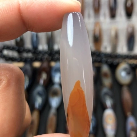 玛瑙/玉髓未镶嵌珠宝半成品