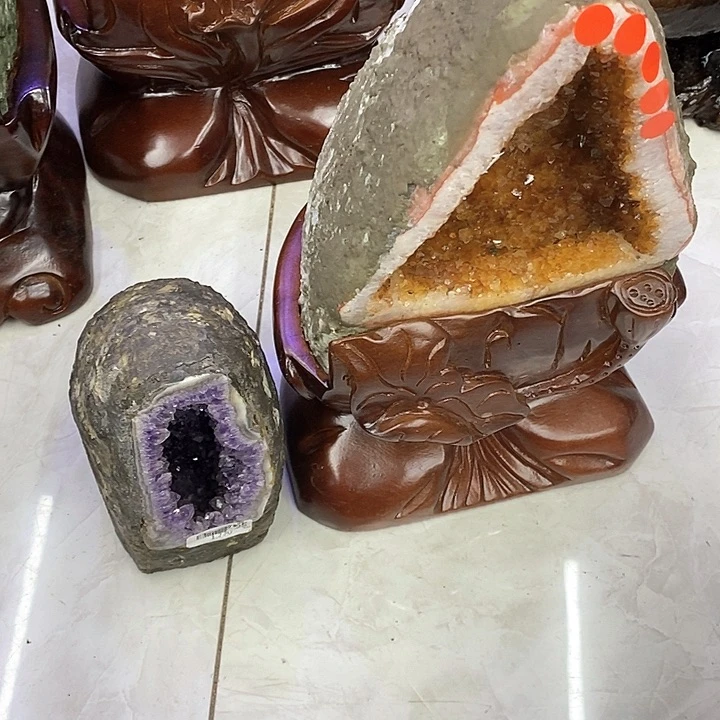 黄晶洞未镶嵌水晶用****1