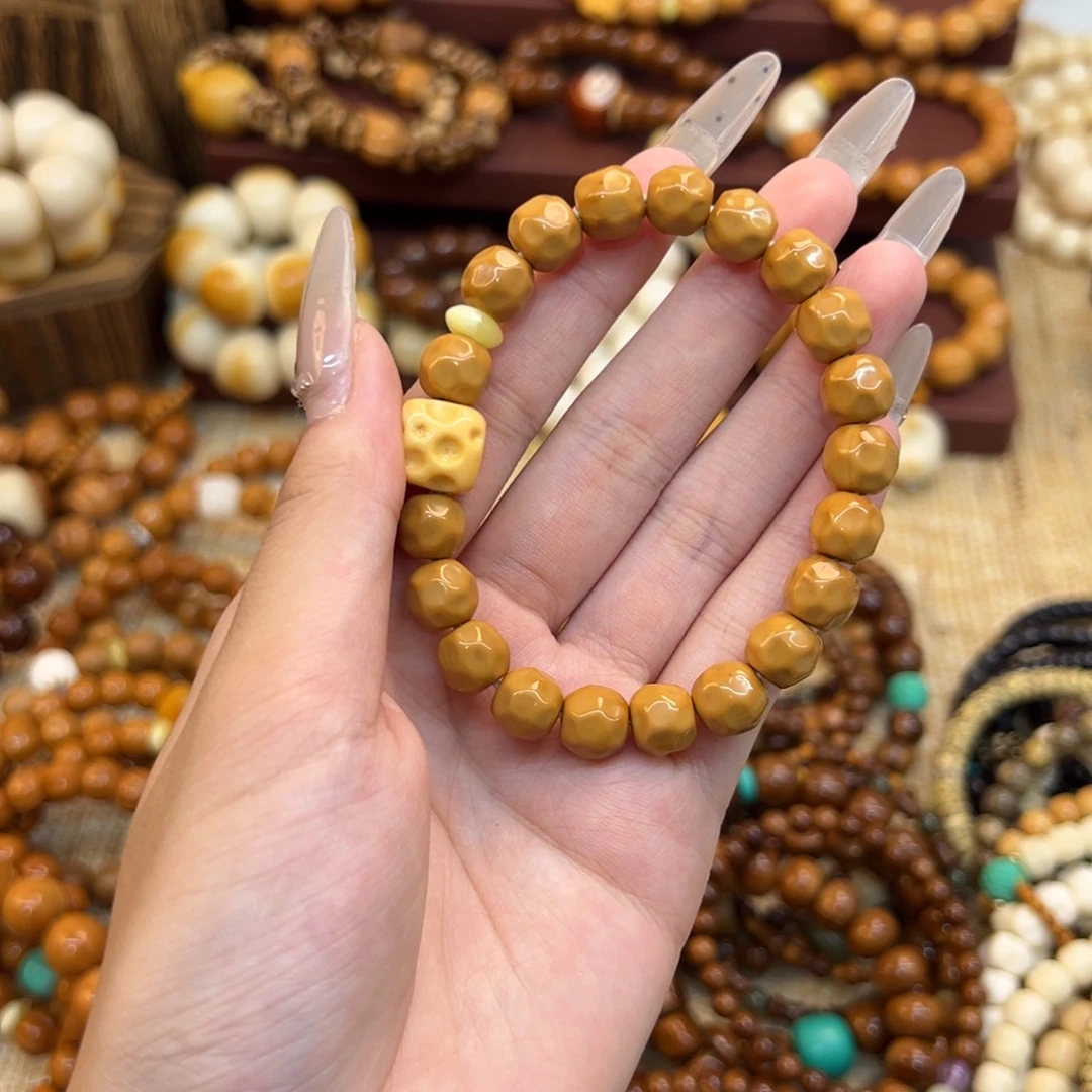 一****猴头核桃手串奶酪珠搭配奶酪