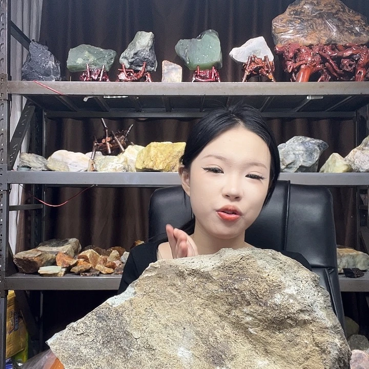 人***客蛇纹石玉未镶嵌珠宝奇石15