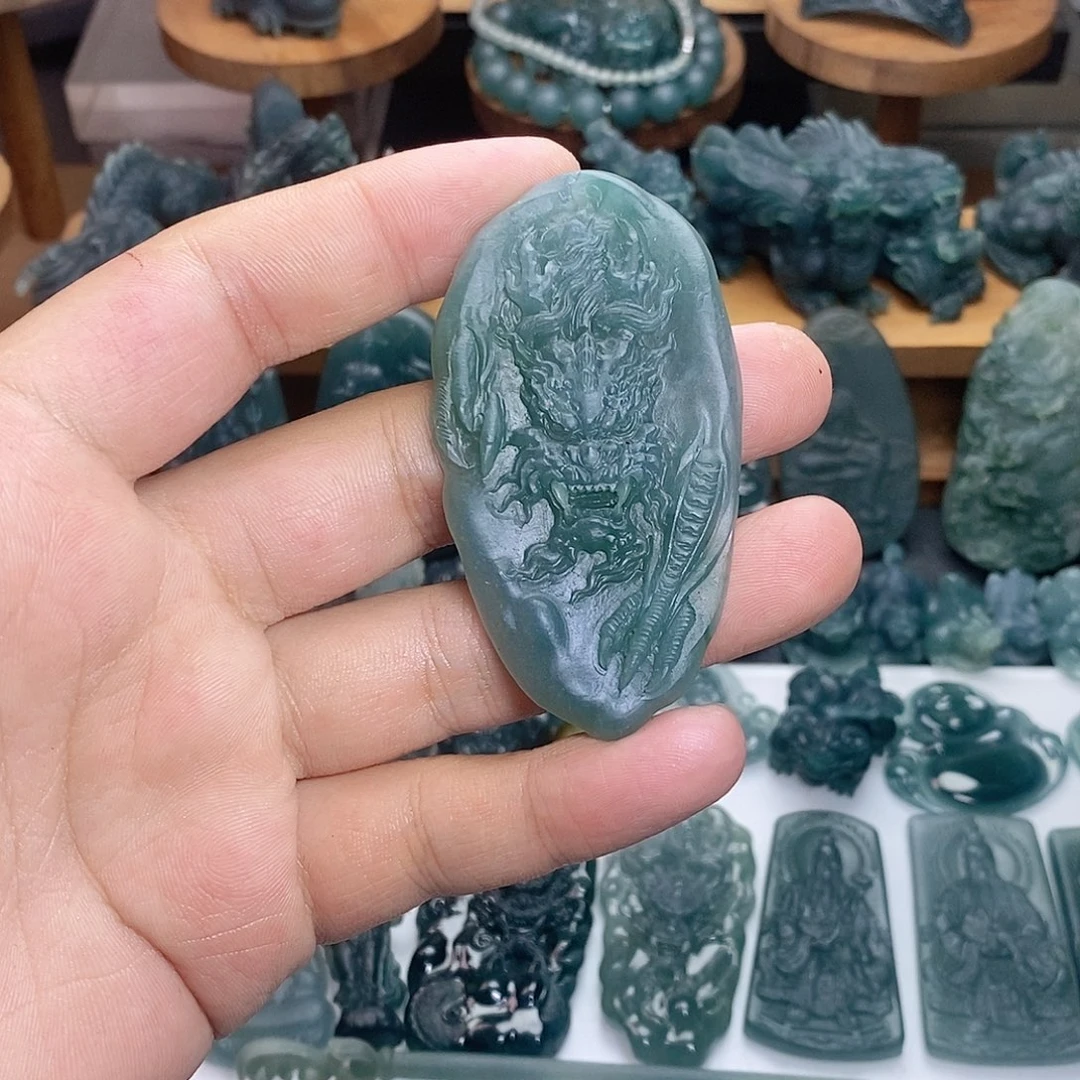 定制翡翠未镶嵌龙牌