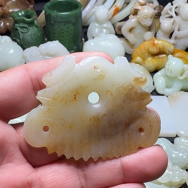 和田玉未镶嵌挂件