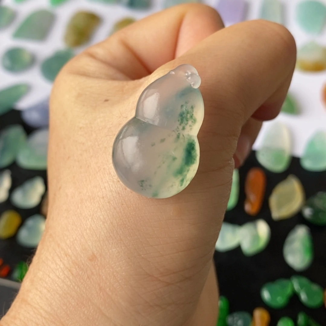 定制翡翠未镶嵌葫芦