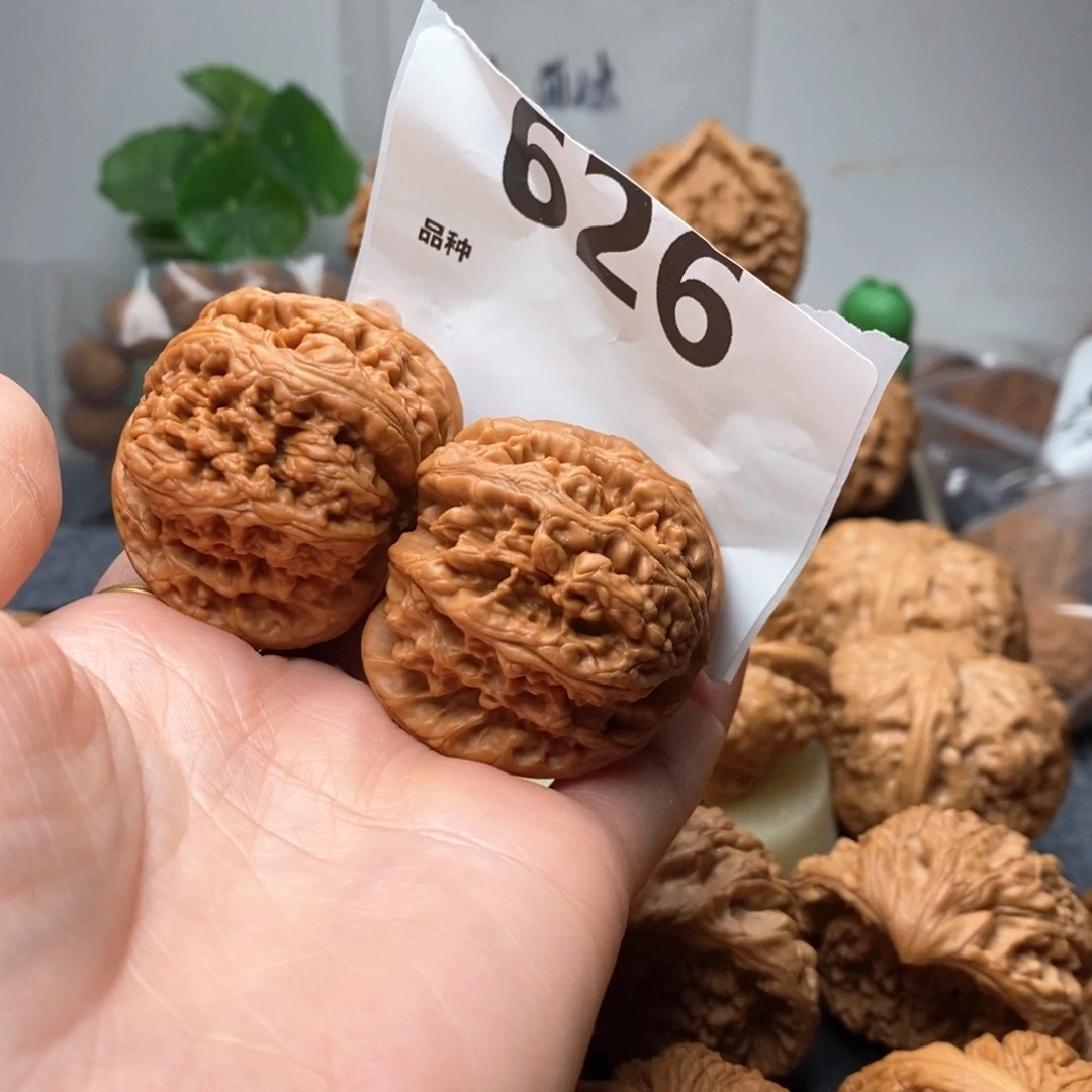 文玩核桃吊坠米****匠粗筋626