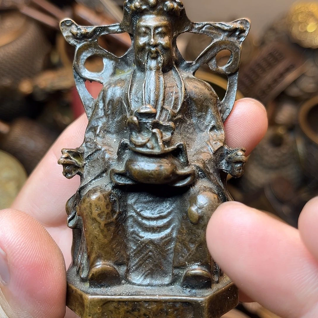 精美铜器工艺品等