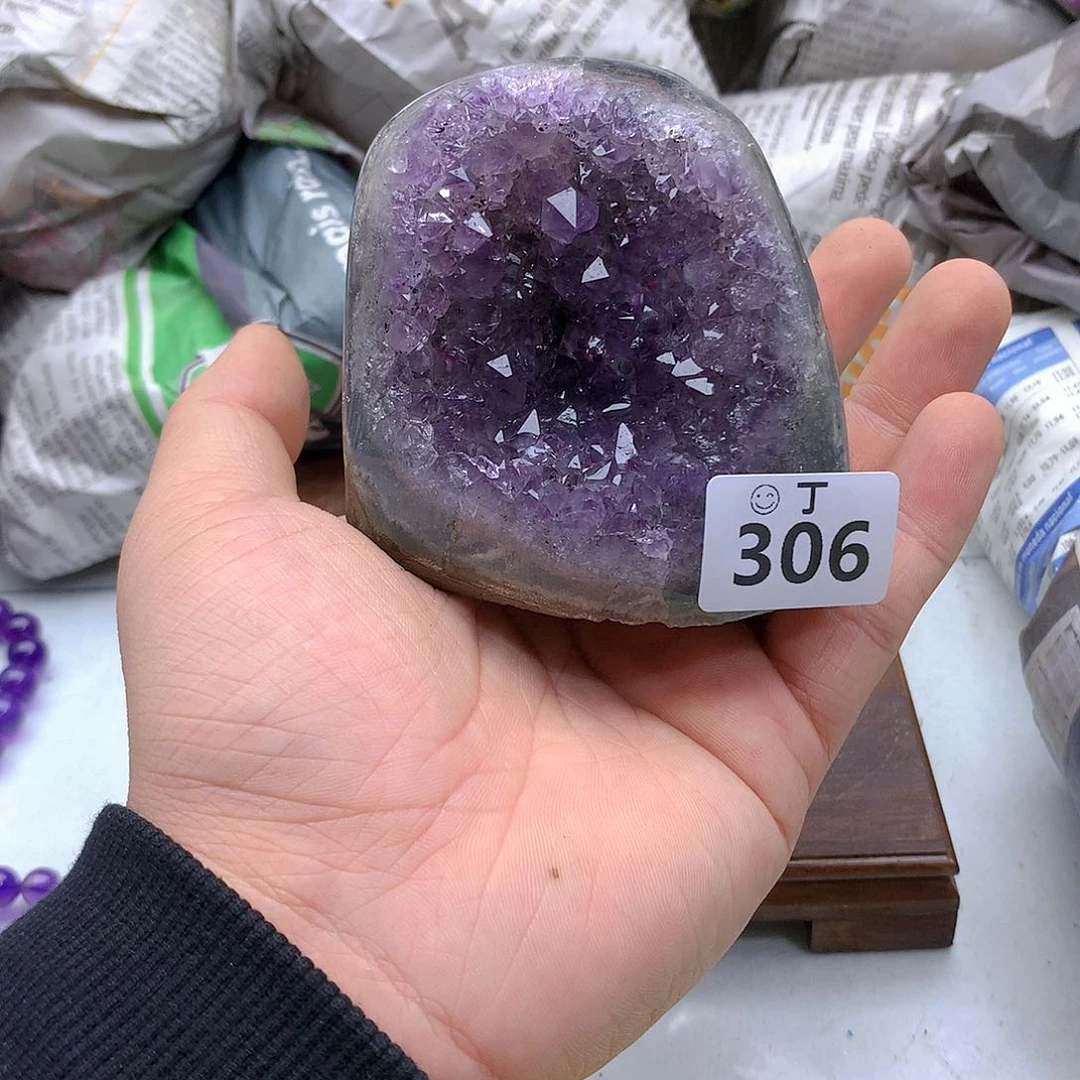 紫晶大型摆件（非配饰）未镶嵌