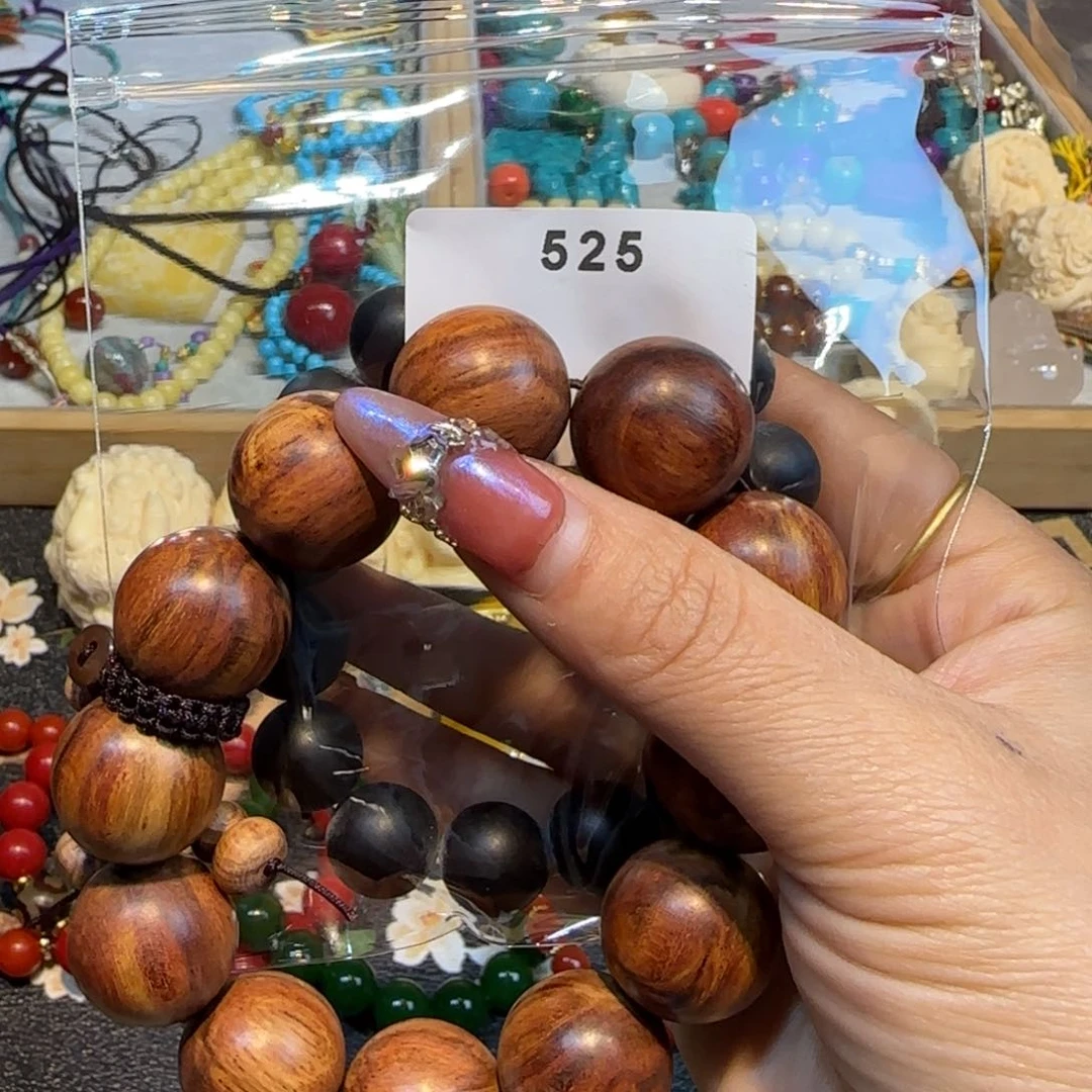 大果紫檀（缅甸花梨）春*