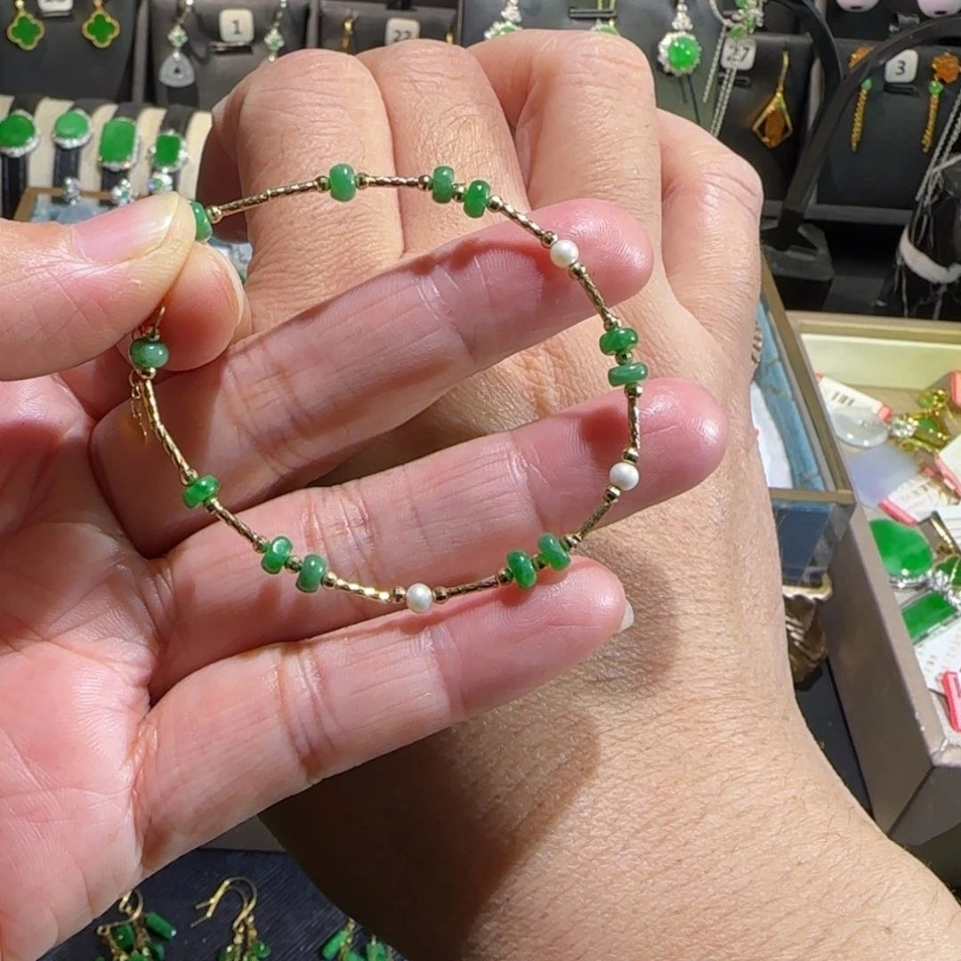 翡翠18K金镶嵌颈饰手链