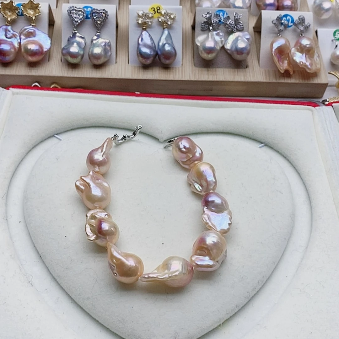 【闪购商品】淡水珍珠耳饰银S925镶嵌俊**声