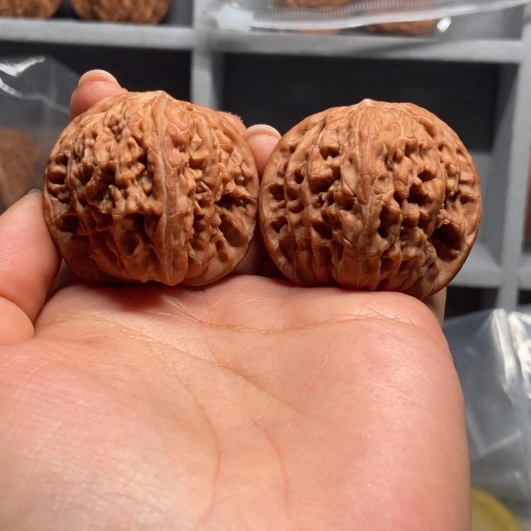 马***上文玩核桃吊坠全品39血磨