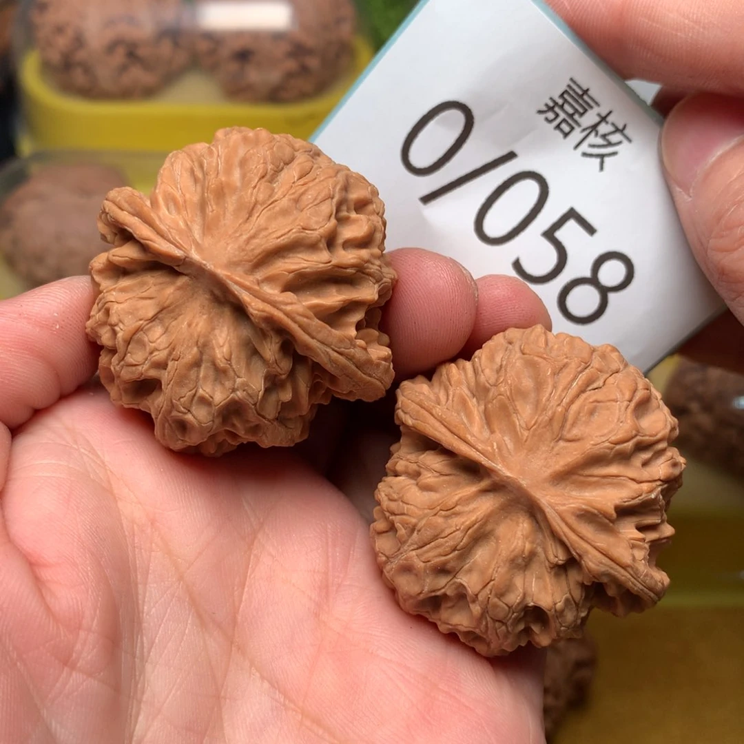 文玩核桃把件肉球苹果40