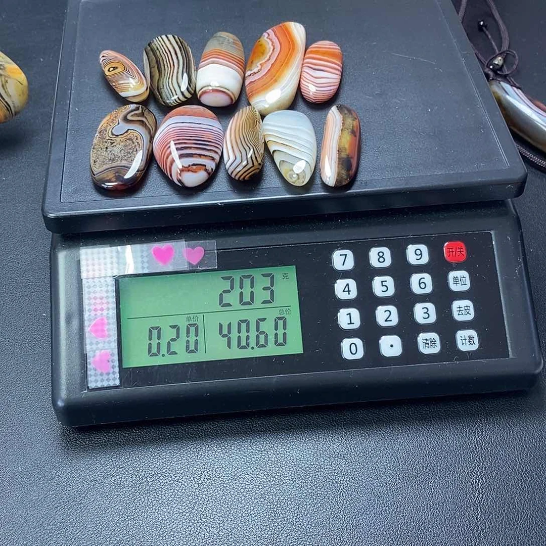 玛瑙/玉髓玛瑙未镶嵌骑****^