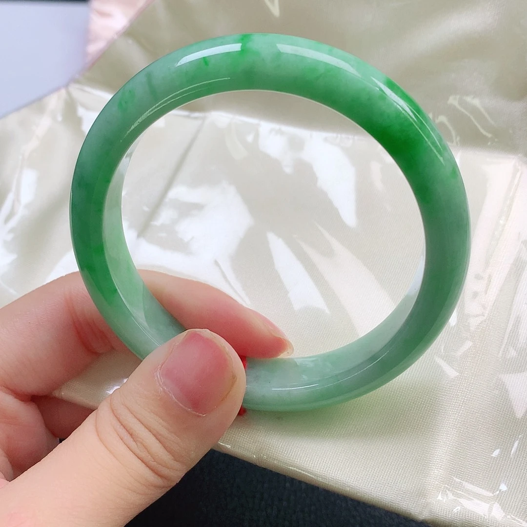 翡翠未镶嵌手镯1715