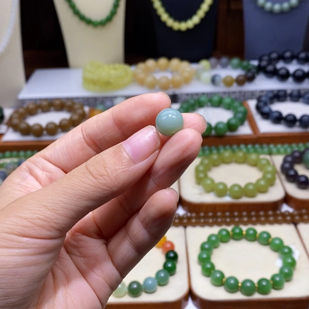 如***n和田玉未镶嵌吊坠(不含链)10