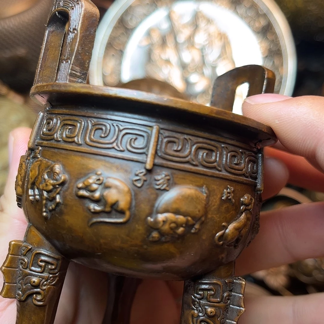 精美铜器工艺品等