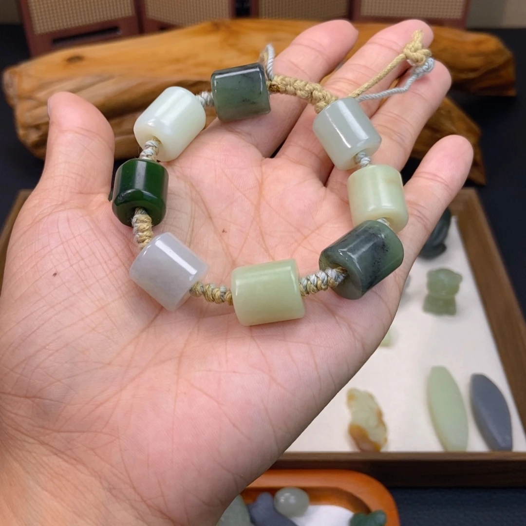 虞***吖未镶嵌手链和田玉