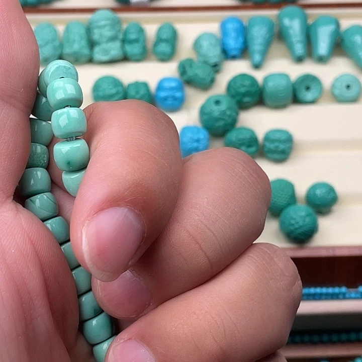 直切手串一条绿色