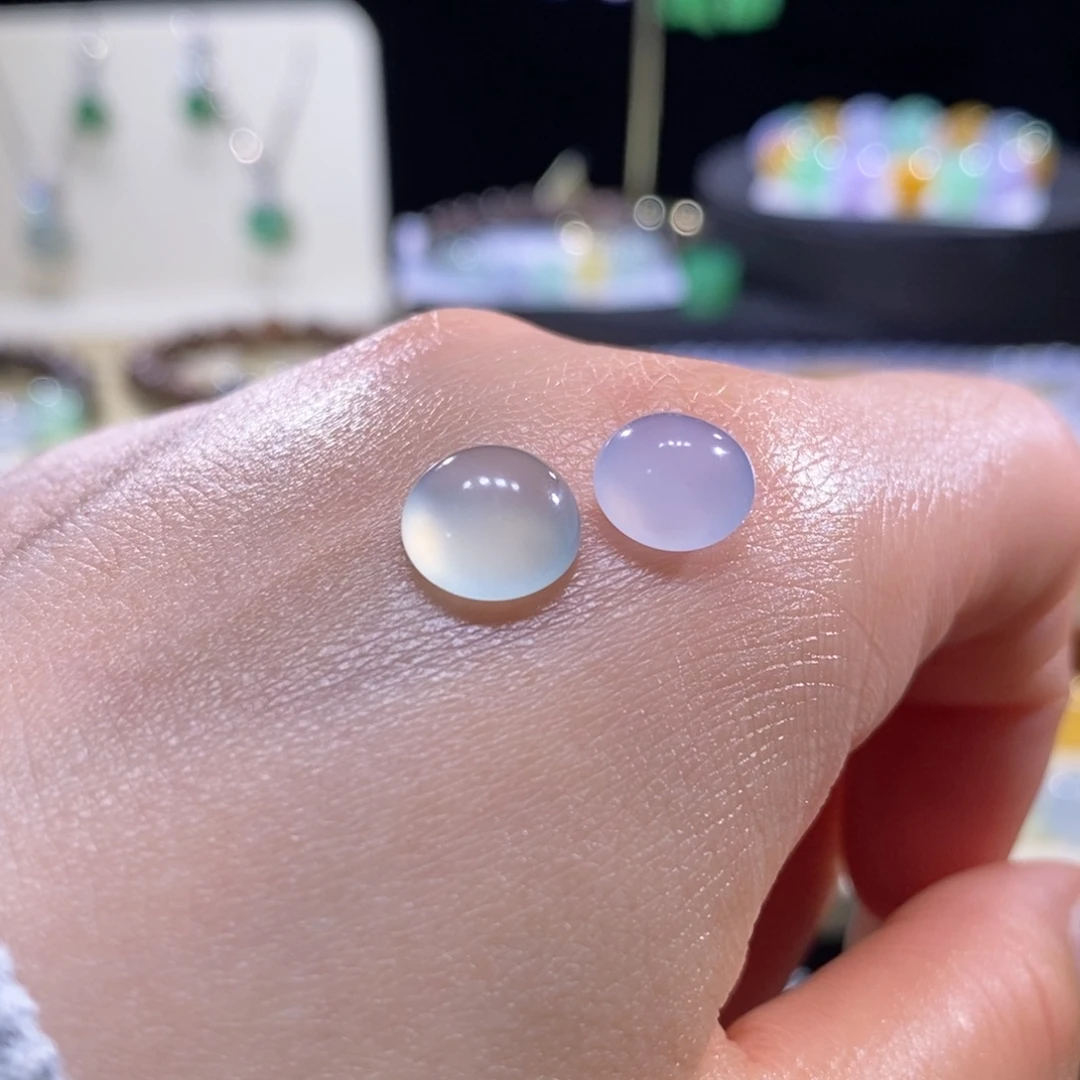 翡翠未镶嵌颈饰翡翠高种水蛋面多样性发其一