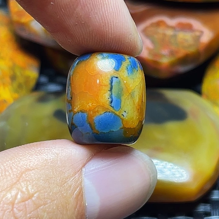 云***步玛瑙/玉髓未镶嵌颈饰