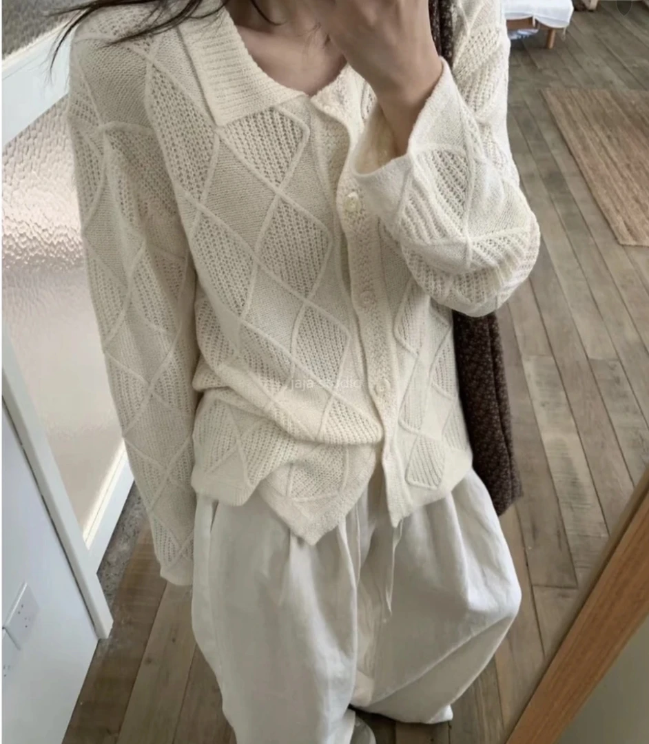 简约清冷款气质女装