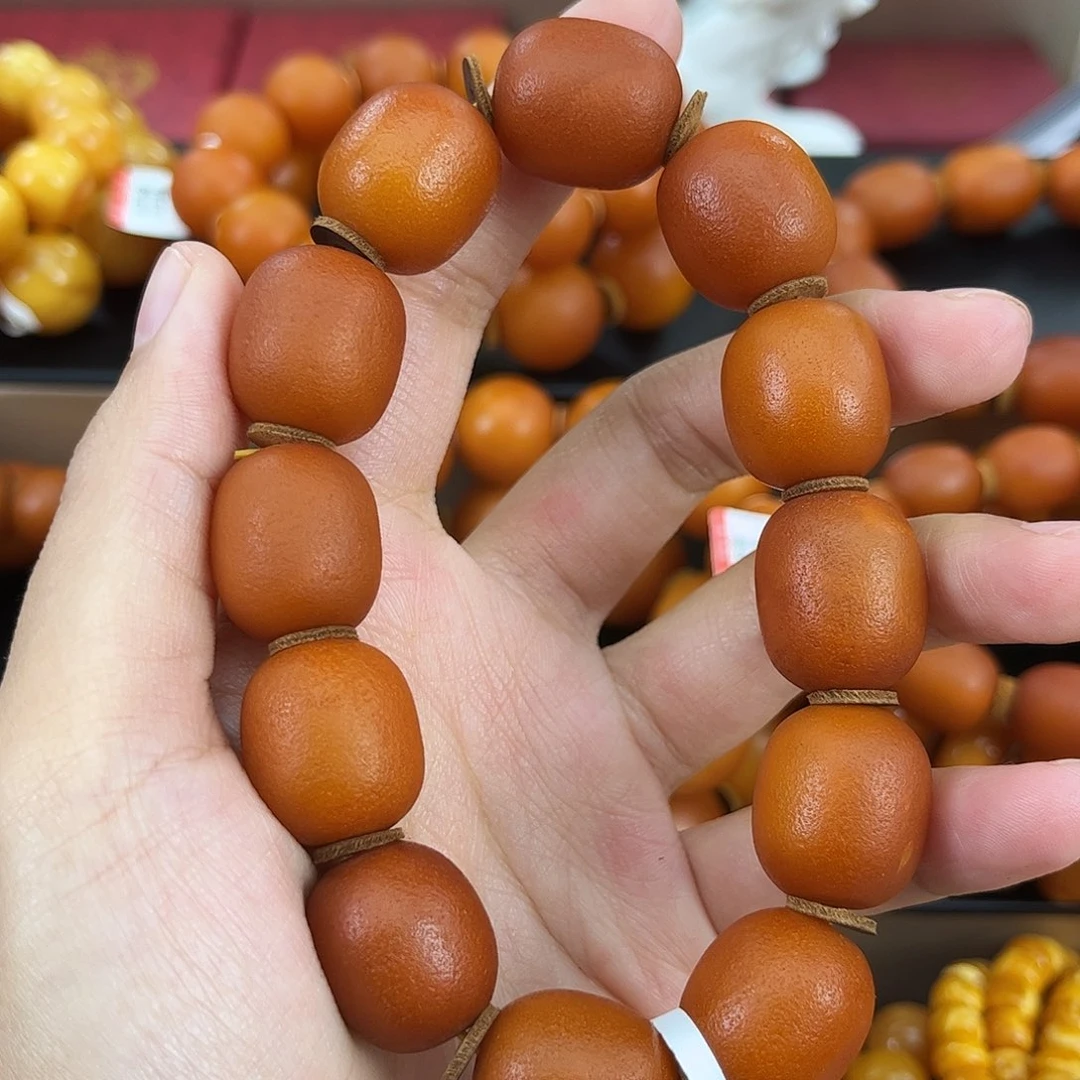 琥珀颈饰未镶嵌蜜蜡