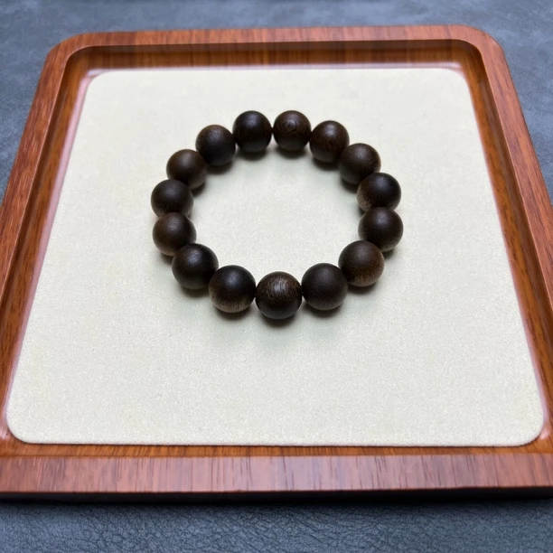 越南惠安沉水级沉香文玩手串14MM【典藏】