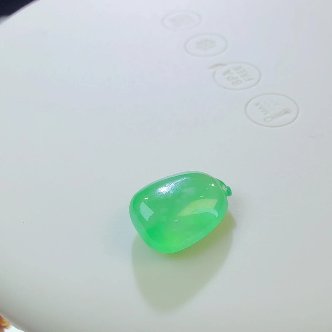 翡翠裸石木纳瓜瓜