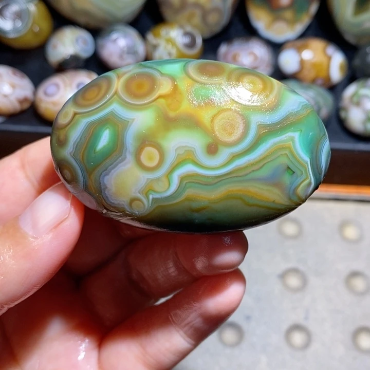 未镶嵌玛瑙/玉髓珠宝半成品53