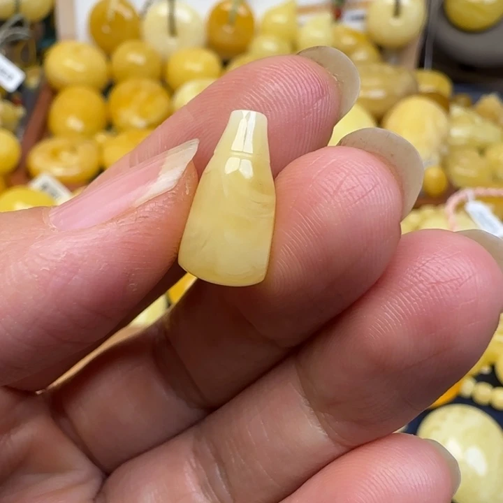 蜜蜡未镶嵌颈饰天然蜜蜡