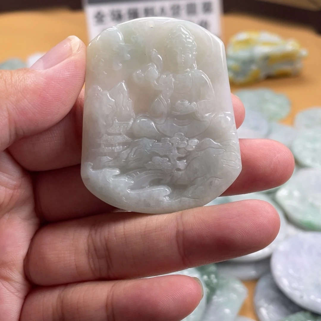 翡翠未镶嵌颈饰翡翠