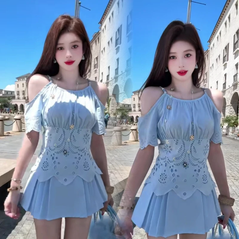 轻熟小众不撞款套装女2025新款露肩吊带蕾丝上衣+百褶短裙两件套