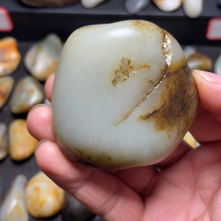 和田玉未镶嵌把件13