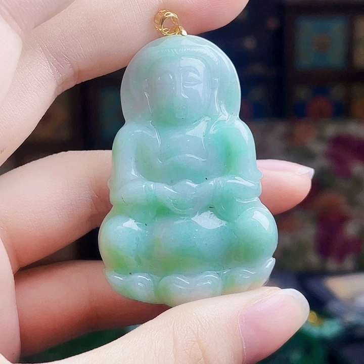 翡翠18K金镶嵌颈饰多样性
