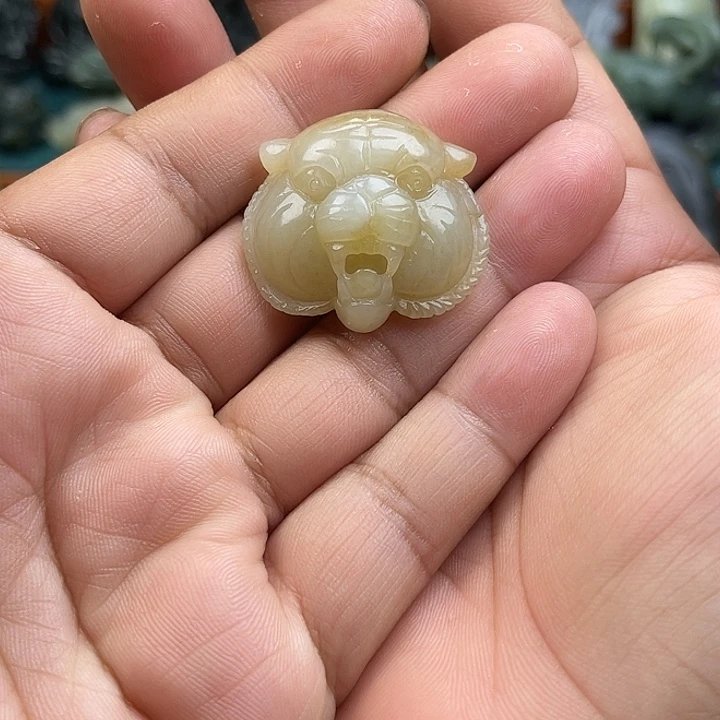和田玉未镶嵌吊坠(不含链)