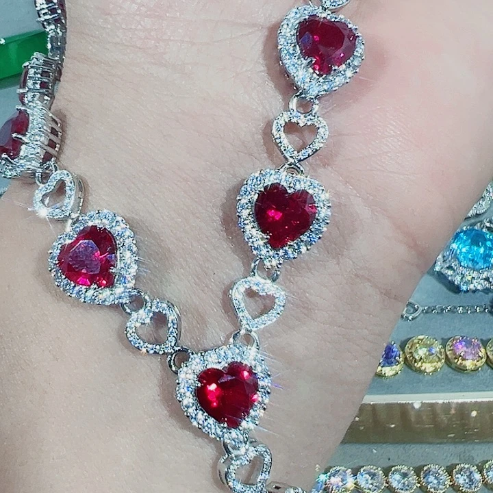 非金属红色蓝色满镶嵌吊坠