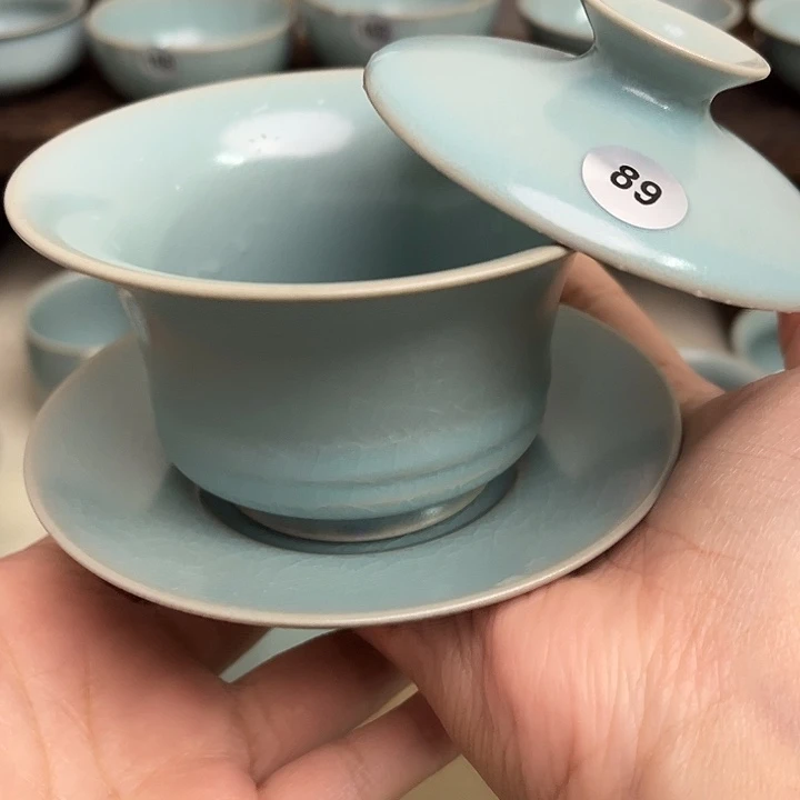 杯子仿古釉悬停三才马蹄盖碗