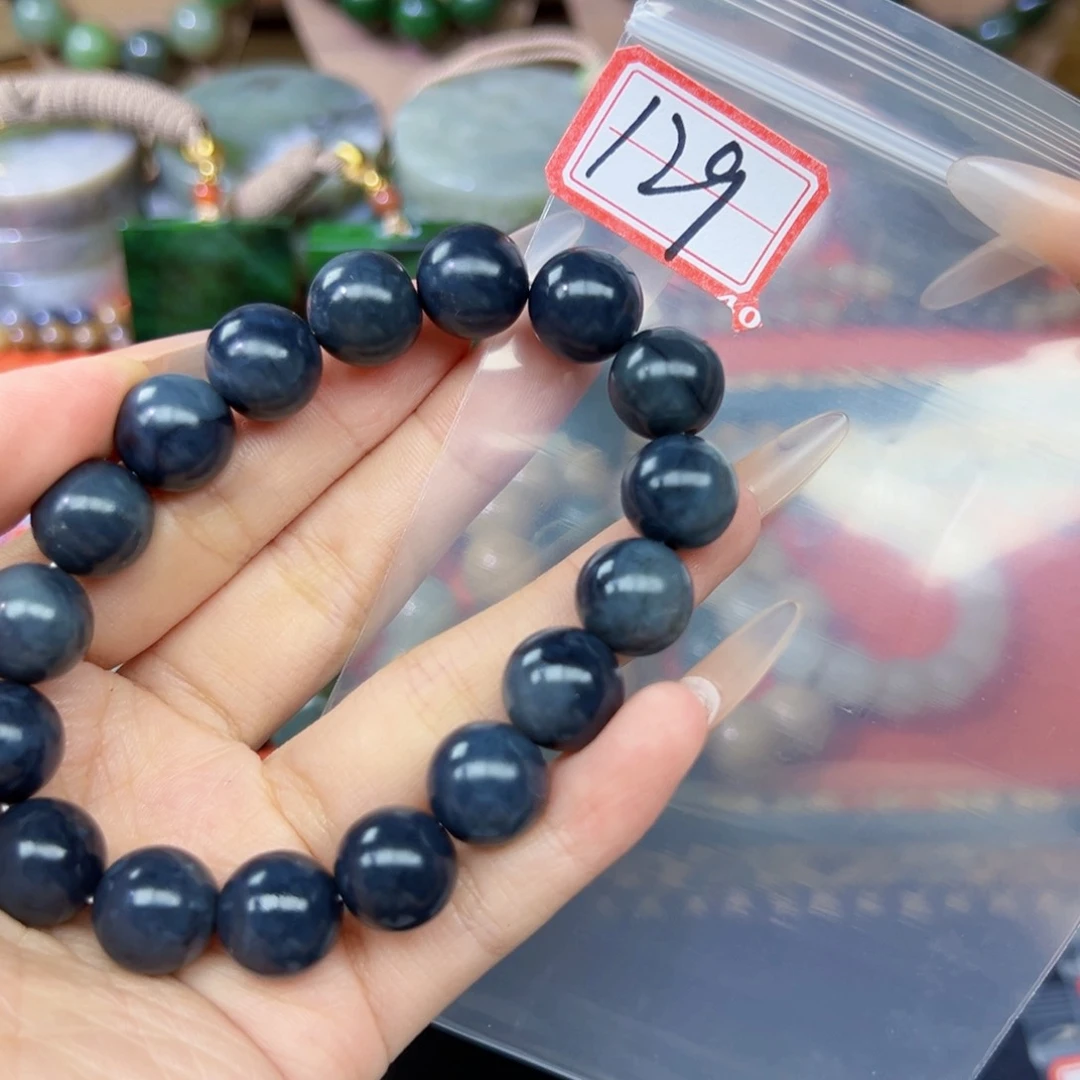 和田玉未镶嵌珠宝半成品