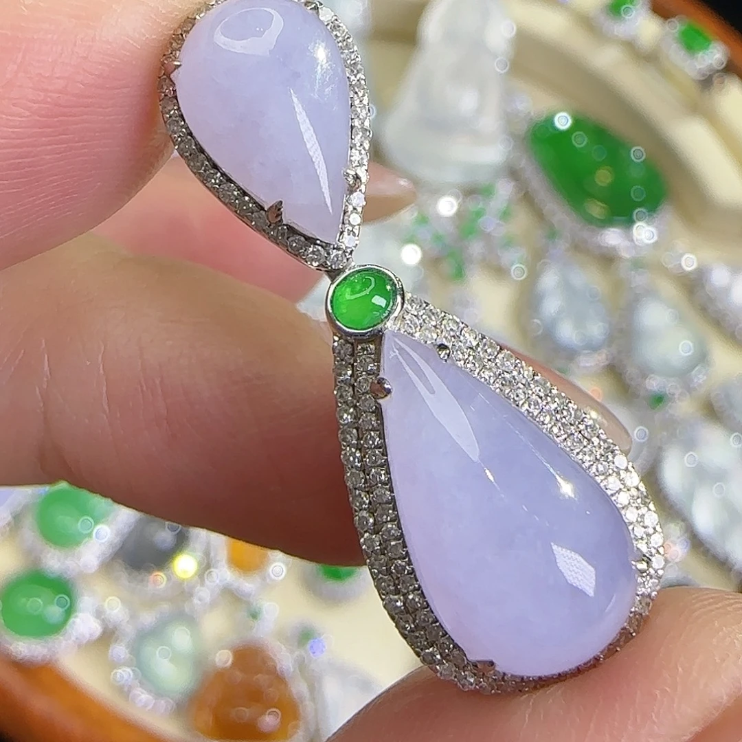 翡翠18K金镶嵌颈饰天然翡翠