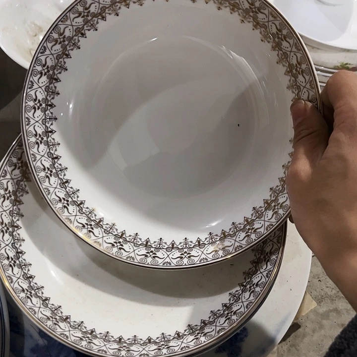 碗8寸深窝盘两个陶瓷