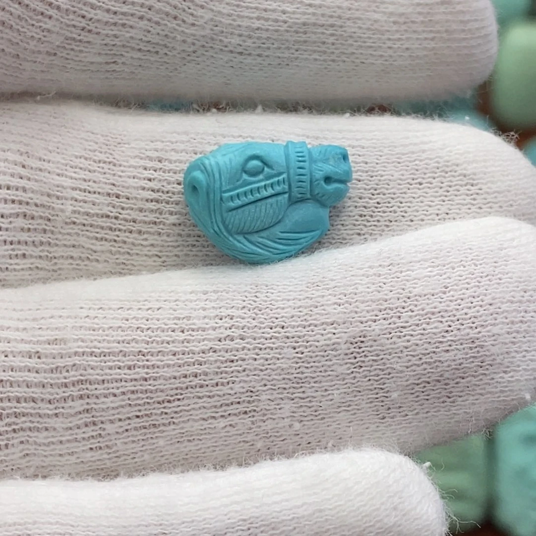 用***8绿松石未镶嵌珠宝奇石