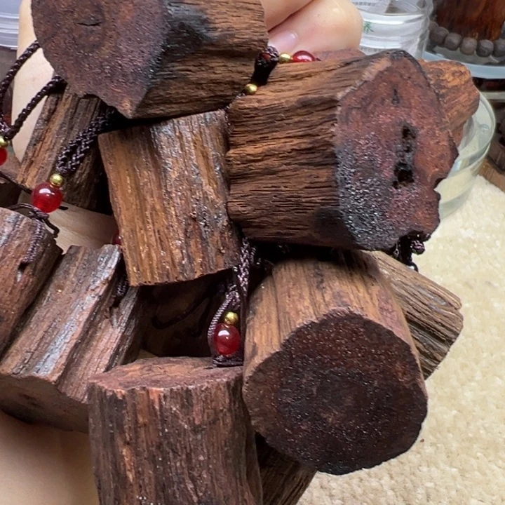 藤类缅甸小叶降真香随形吊坠