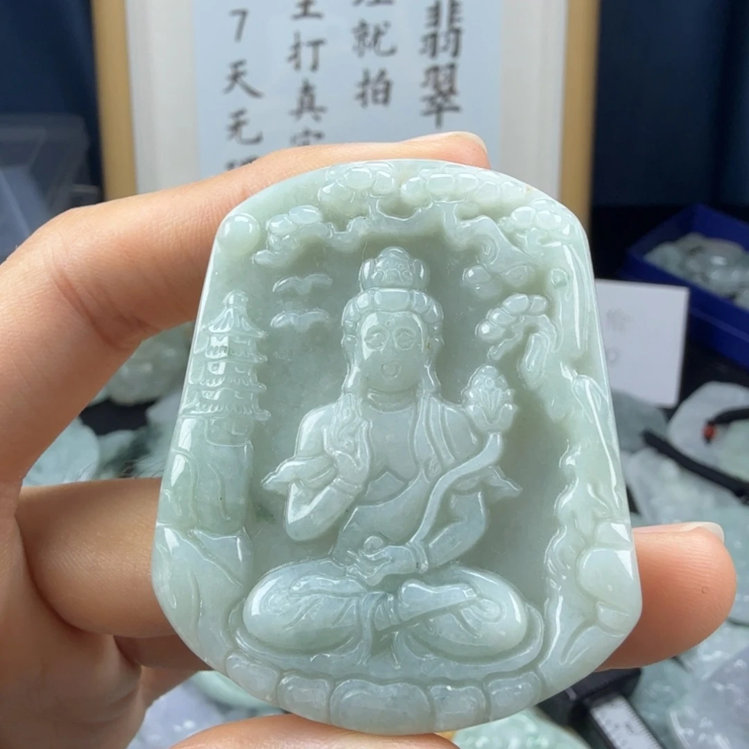 翡翠未镶嵌颈饰翡翠