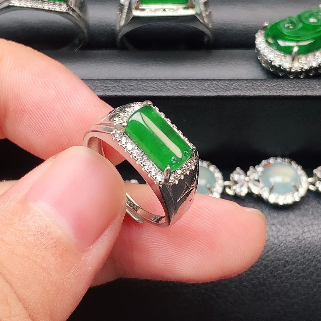 翡翠未镶嵌颈饰天然