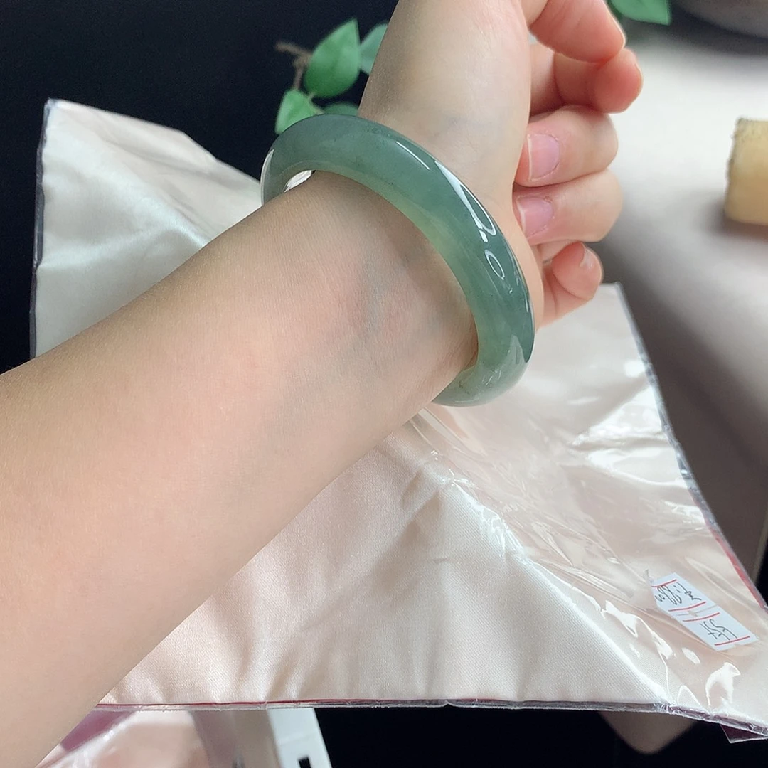 未镶嵌手镯翡翠，56号