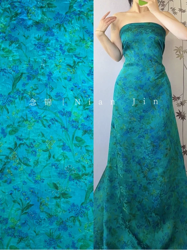 「兰花草」念锦·真丝桑蚕丝花萝红云纱 25姆米 114幅宽 旗袍面料