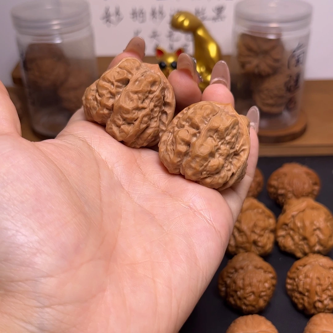 文玩核桃把件蛤蟆头37白茬