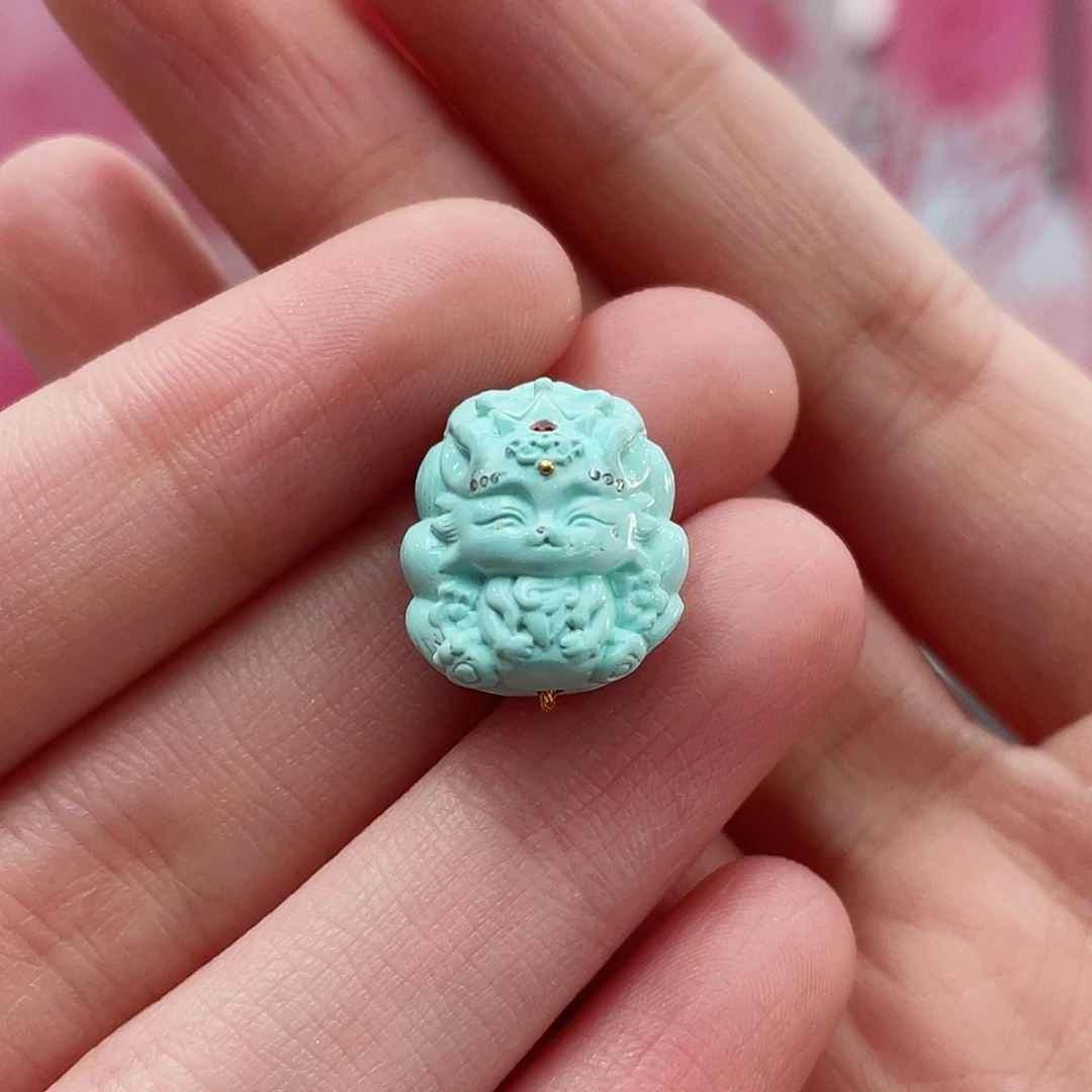 绿松石颈饰未镶嵌